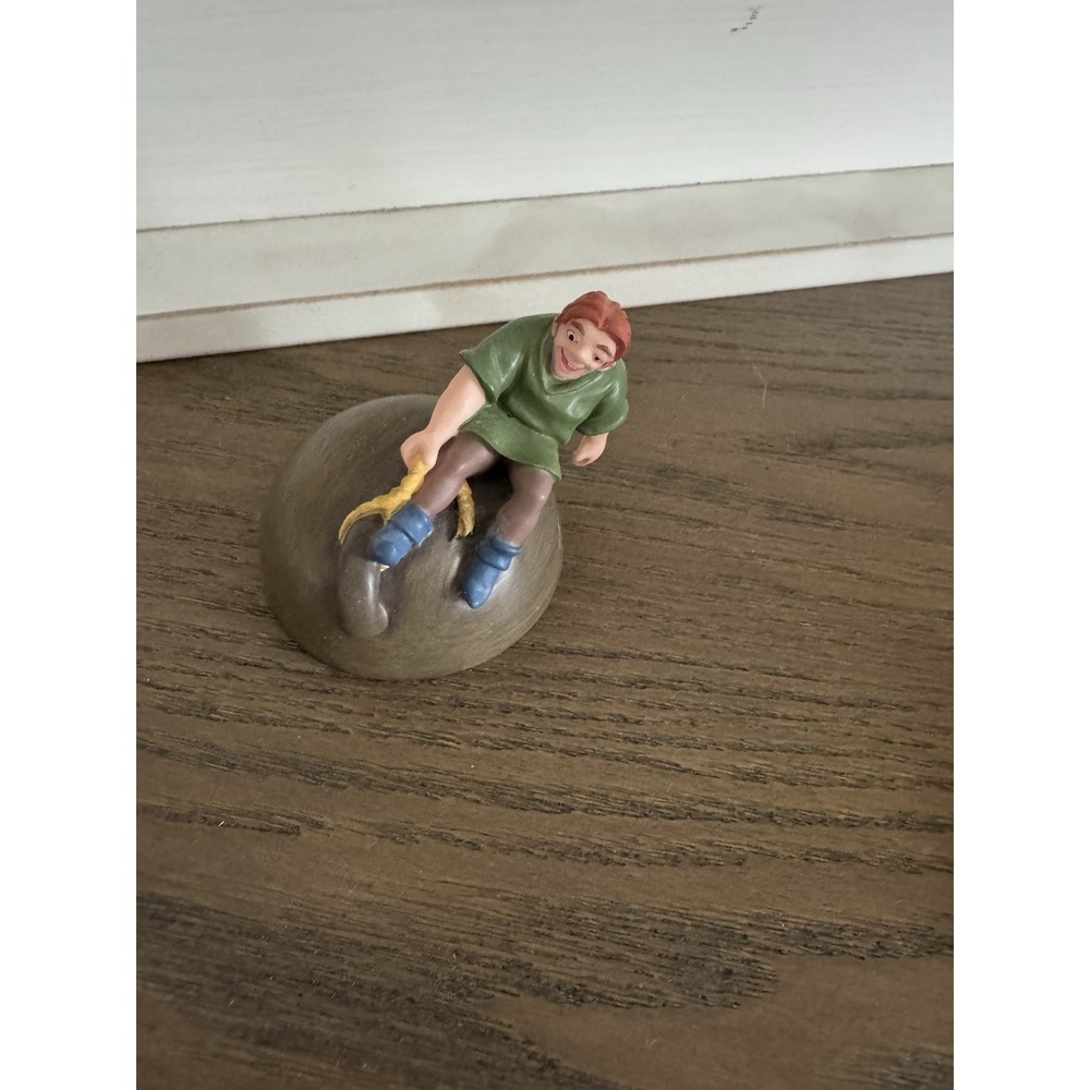 Disney The Hunchback Of Notre Dame THIMBLE Disney Collection By Lenox